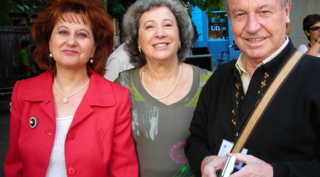 Nieves Viesca, Angela Reyes y Juan Ruíz de Torres.